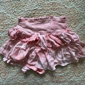 Ruffled pink mini skirt with elastic waistband!